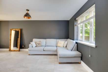 Wood Lane Close, Reading, Image 11