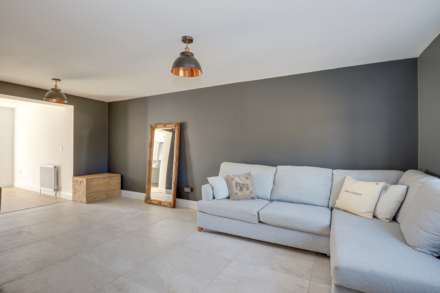 Wood Lane Close, Reading, Image 12