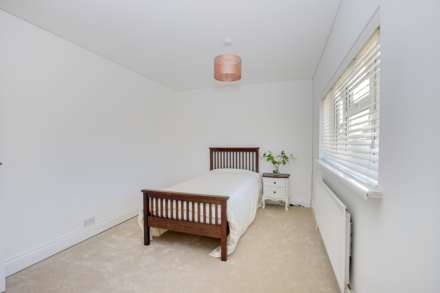 Wood Lane Close, Reading, Image 18
