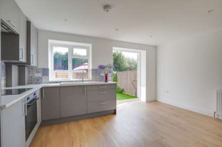 Wood Lane Close, Reading, Image 3