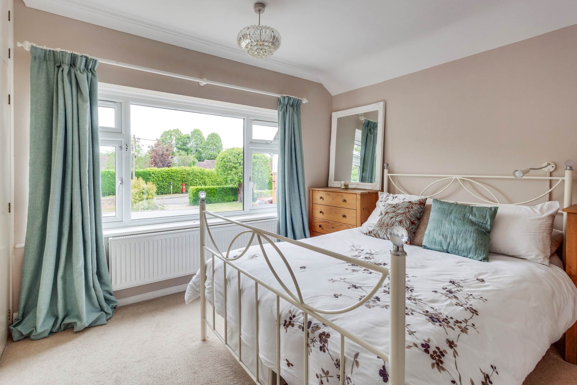 Kennylands Road, Sonning Common, South Oxfordshire, Image 12