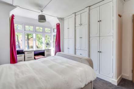 Copse End, Woodlands Road, Sonning Common, South Oxfordshire, Image 13
