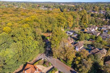 Copse End, Woodlands Road, Sonning Common, South Oxfordshire, Image 18