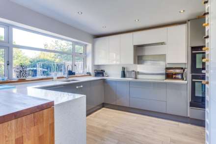 Copse End, Woodlands Road, Sonning Common, South Oxfordshire, Image 3