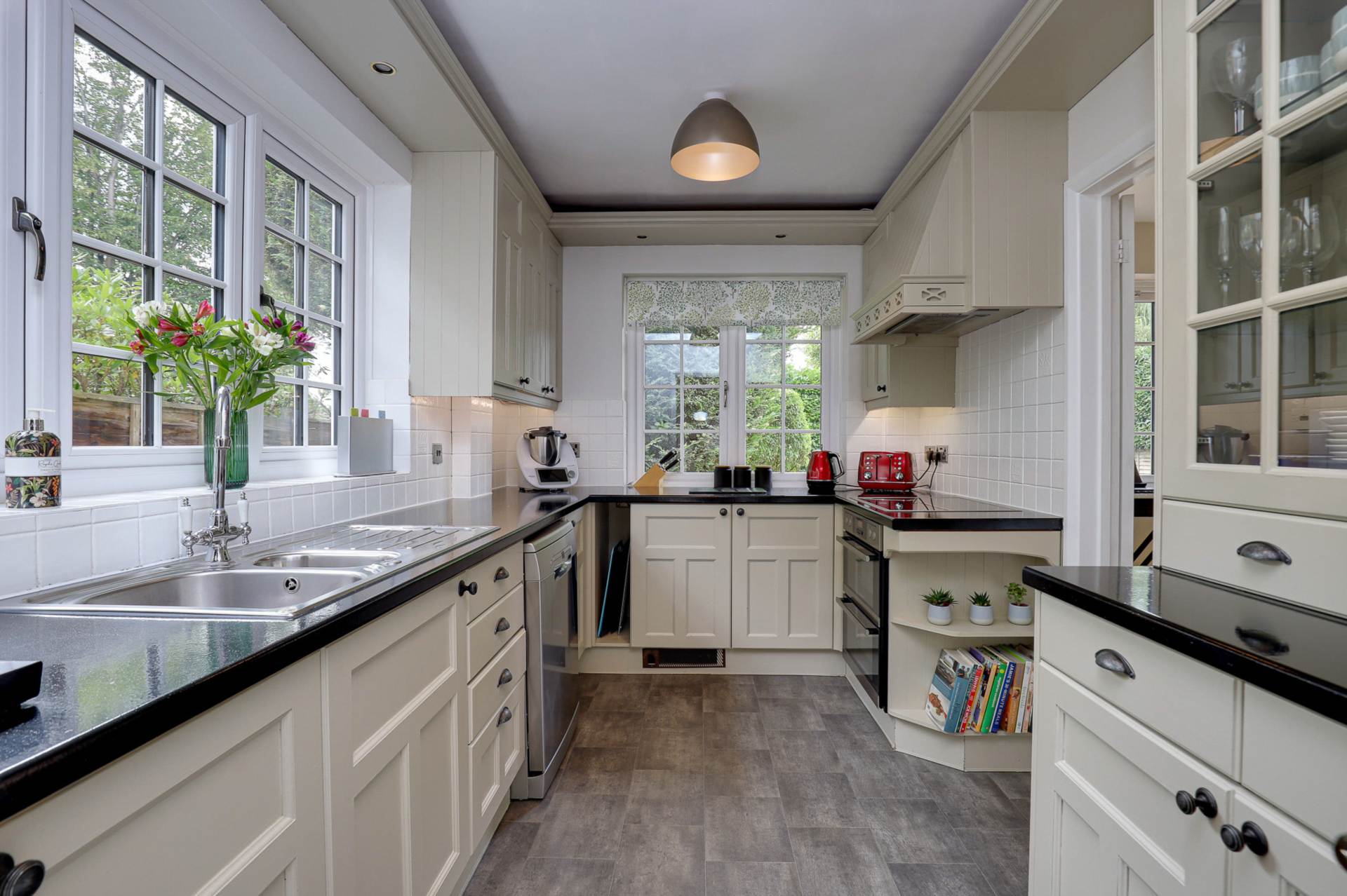 Grosvenor Road, Caversham, Reading, Image 16