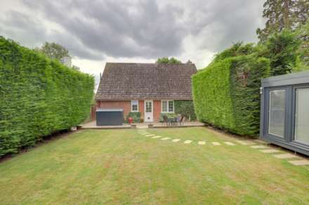 Grosvenor Road, Caversham, Reading, Image 31