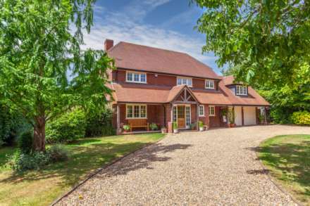 4 Bedroom Detached, Tokers Green Lane, Kidmore End, South Oxfordshire