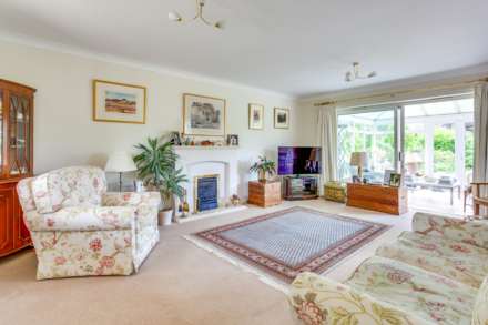 Tokers Green Lane, Kidmore End, South Oxfordshire, Image 15