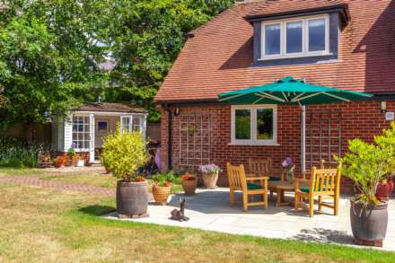 Tokers Green Lane, Kidmore End, South Oxfordshire, Image 31