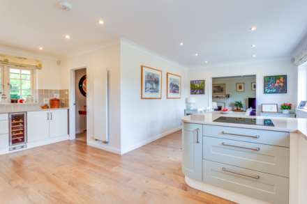 Tokers Green Lane, Kidmore End, South Oxfordshire, Image 4