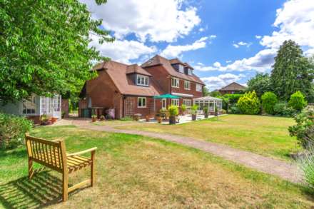 Tokers Green Lane, Kidmore End, South Oxfordshire, Image 40