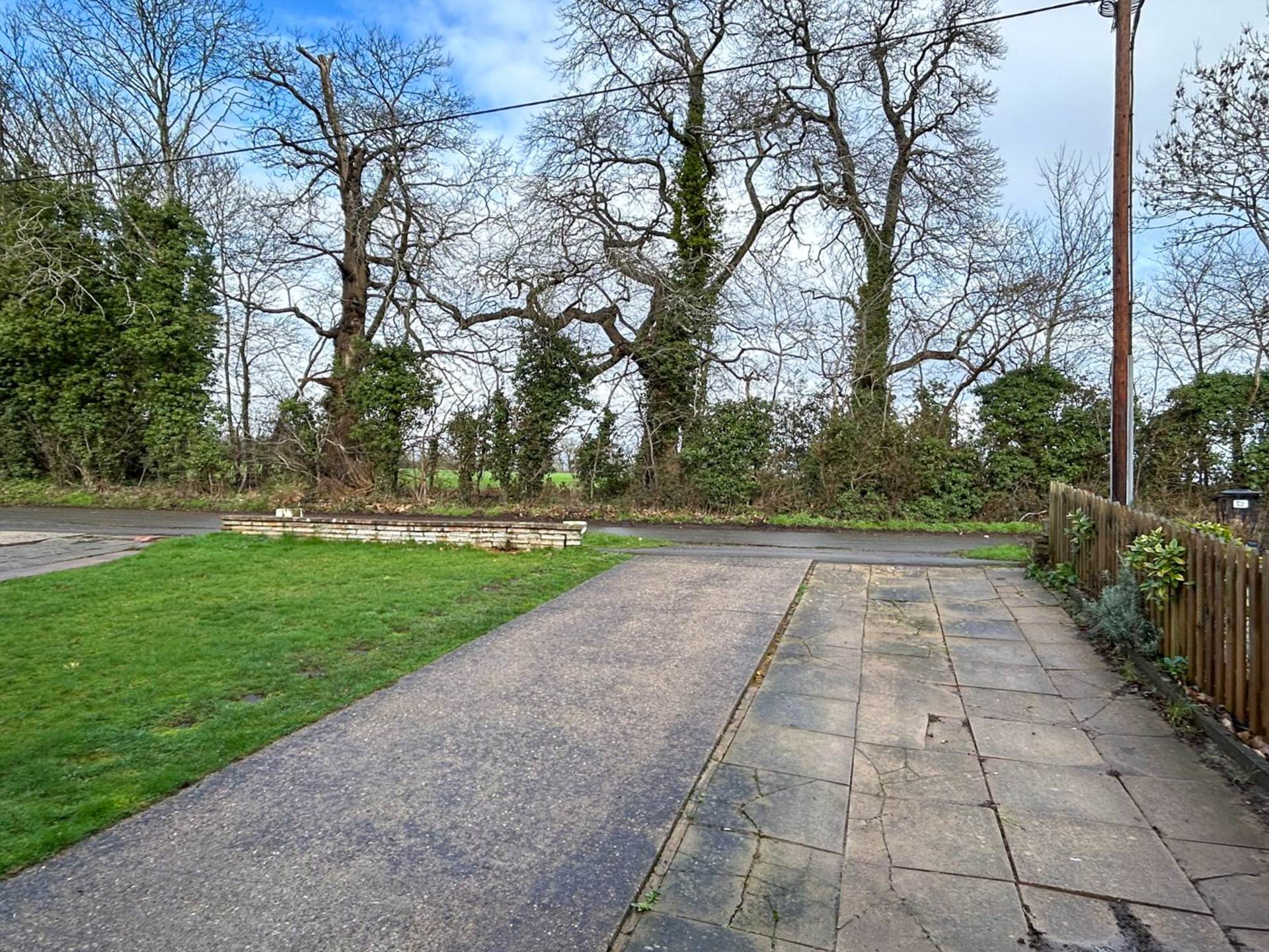 Blounts Court Road, Sonning Common, South Oxfordshire, Image 9