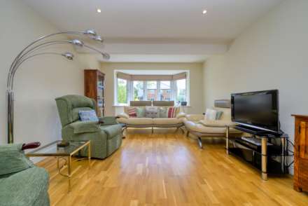 Wood Lane, Sonning Common, South Oxfordshire, Image 10