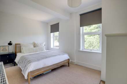Grove Road, Sonning Common, South Oxfordshire, Image 17