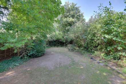 Grove Road, Sonning Common, South Oxfordshire, Image 24