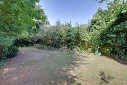 Grove Road, Sonning Common, South Oxfordshire, Image 26
