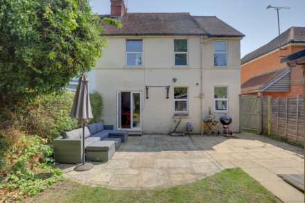Grove Road, Sonning Common, South Oxfordshire, Image 30