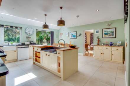 Willow House, Tokers Green Lane, Kidmore End, South Oxfordshire, Image 5