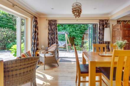 Willow House, Tokers Green Lane, Kidmore End, South Oxfordshire, Image 9