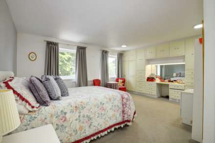 Kennylands Road, Sonning Common, South Oxfordshire, Image 10