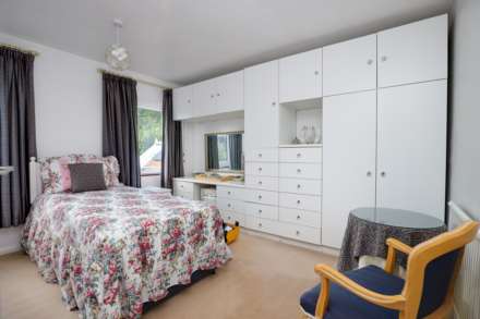 Kennylands Road, Sonning Common, South Oxfordshire, Image 12