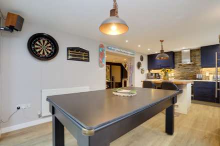 Shamrock, Port Hill, Henley On Thames, Image 15