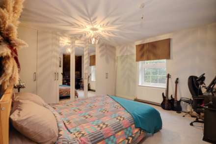 Shamrock, Port Hill, Henley On Thames, Image 24