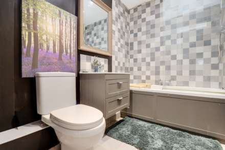 Shamrock, Port Hill, Henley On Thames, Image 28