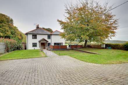 Shamrock, Port Hill, Henley On Thames, Image 30