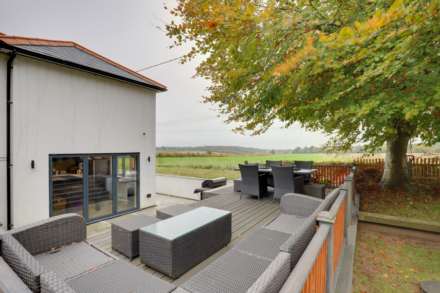 Shamrock, Port Hill, Henley On Thames, Image 32