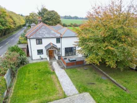 Shamrock, Port Hill, Henley On Thames, Image 36