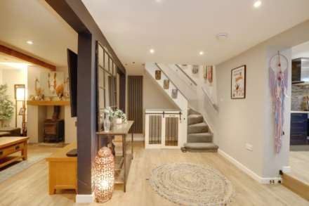 Shamrock, Port Hill, Henley On Thames, Image 4