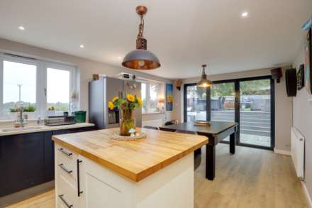 Shamrock, Port Hill, Henley On Thames, Image 7