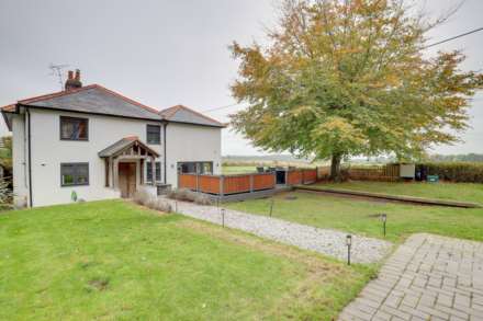 Shamrock, Port Hill, Henley On Thames, Image 9