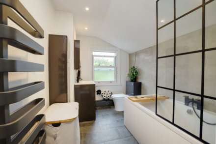 Queens Road, Caversham, Image 9