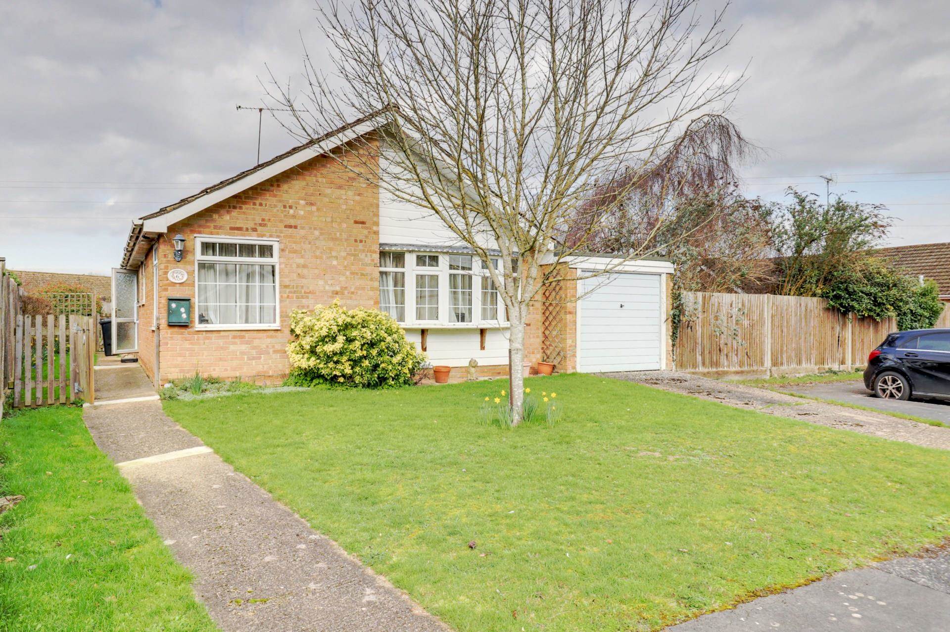 Ilex Close, Sonning Common, South Oxfordshire, Image 1
