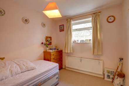 Ilex Close, Sonning Common, South Oxfordshire, Image 10