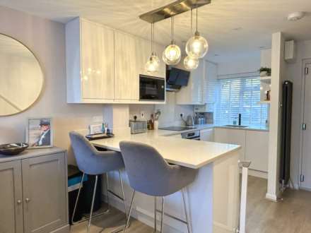 Fleetham Gardens, Lower Earley, Reading, Image 4