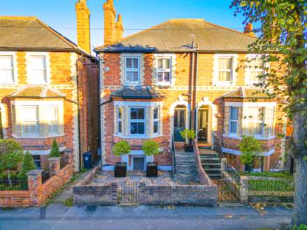 Waverley Road, Reading, Berkshire, Image 1