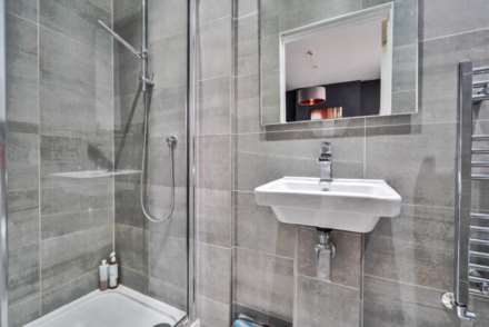 Waverley Road, Reading, Berkshire, Image 6