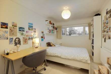 Elm Court, Sonning Common, South Oxfordshire, Image 12