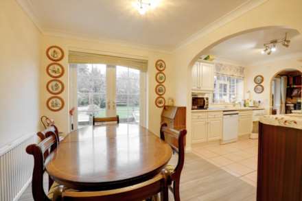 Kiln Road, Emmer Green, Reading, Image 14