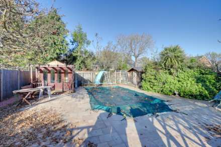 Kiln Road, Emmer Green, Reading, Image 4