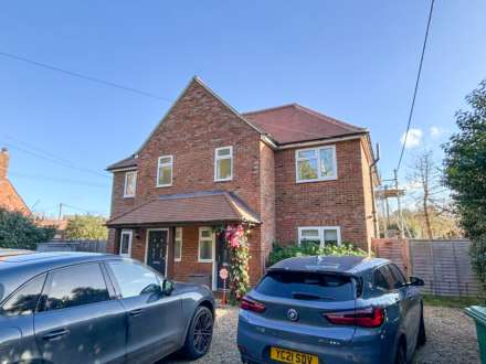 The Burrow, Bird In Hand Lane, Sonning Common, South Oxfordshire, Image 1