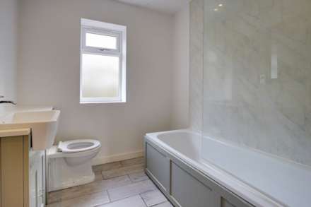 The Burrow, Bird In Hand Lane, Sonning Common, South Oxfordshire, Image 17