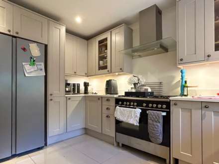 The Burrow, Bird In Hand Lane, Sonning Common, South Oxfordshire, Image 4