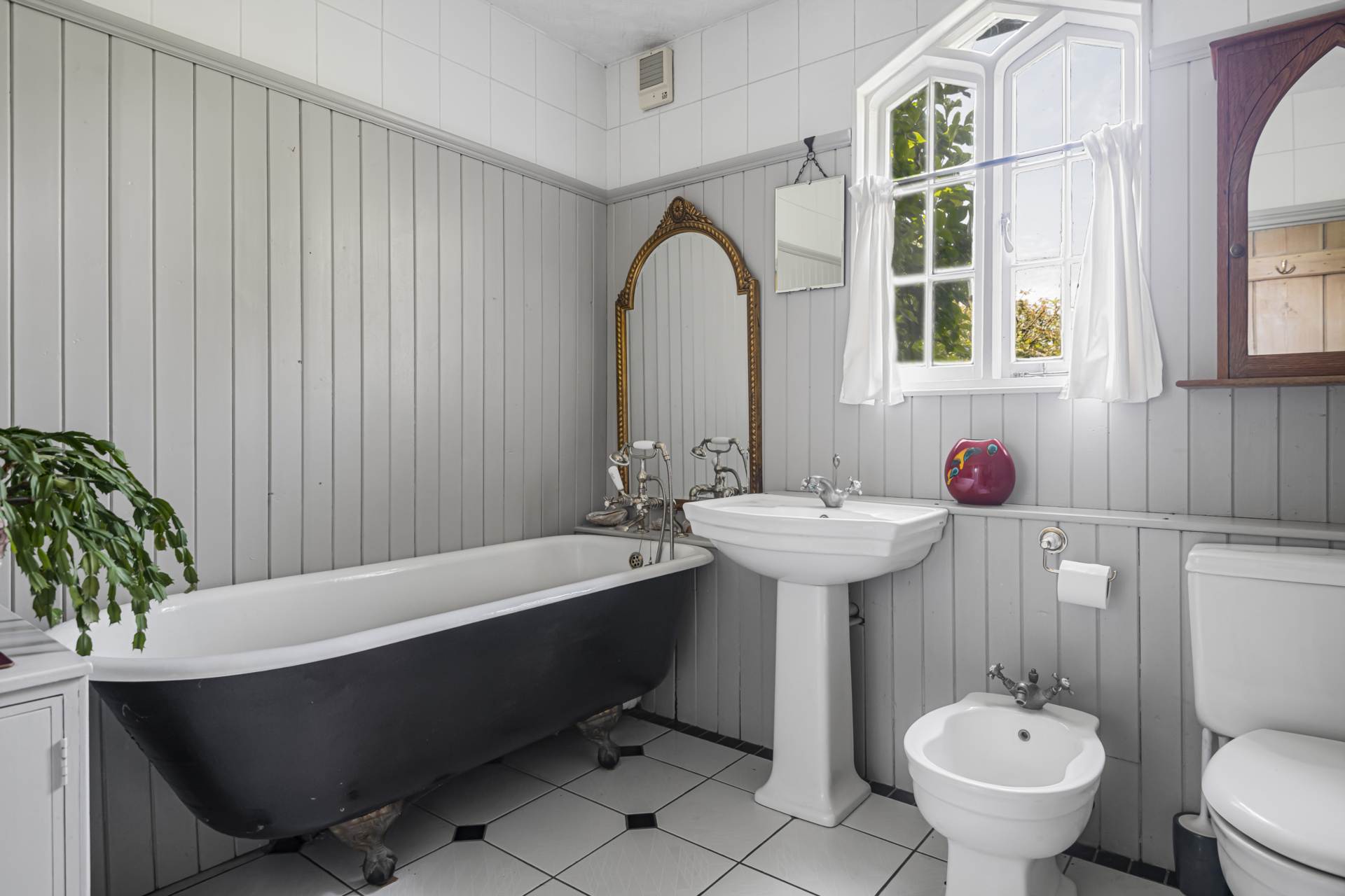 The Old School House,Trench Green, Mapledurham, South Oxfordshire, Image 28