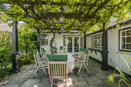 The Old School House,Trench Green, Mapledurham, South Oxfordshire, Image 11