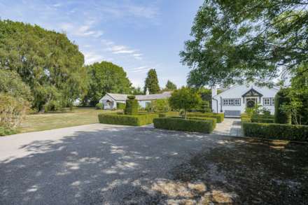 The Old School House,Trench Green, Mapledurham, South Oxfordshire, Image 20