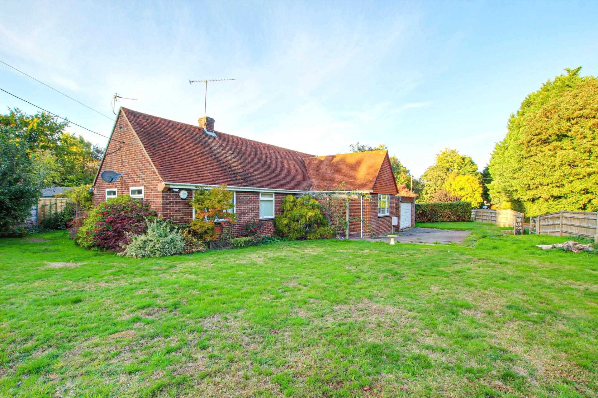 Rokeby Drive, Tokers Green, South Oxfordshire, Image 1